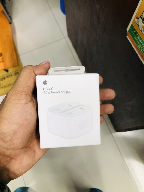 Apple 20W USB-C Power - Image 3